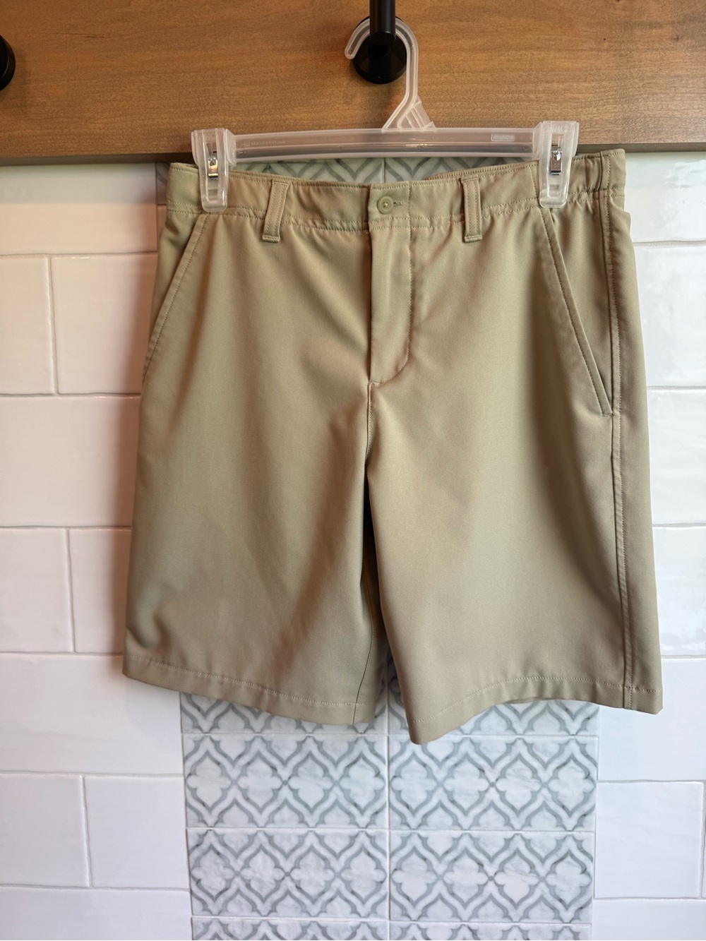 Under Armour Boys Khaki Performance Flat-Front Shorts